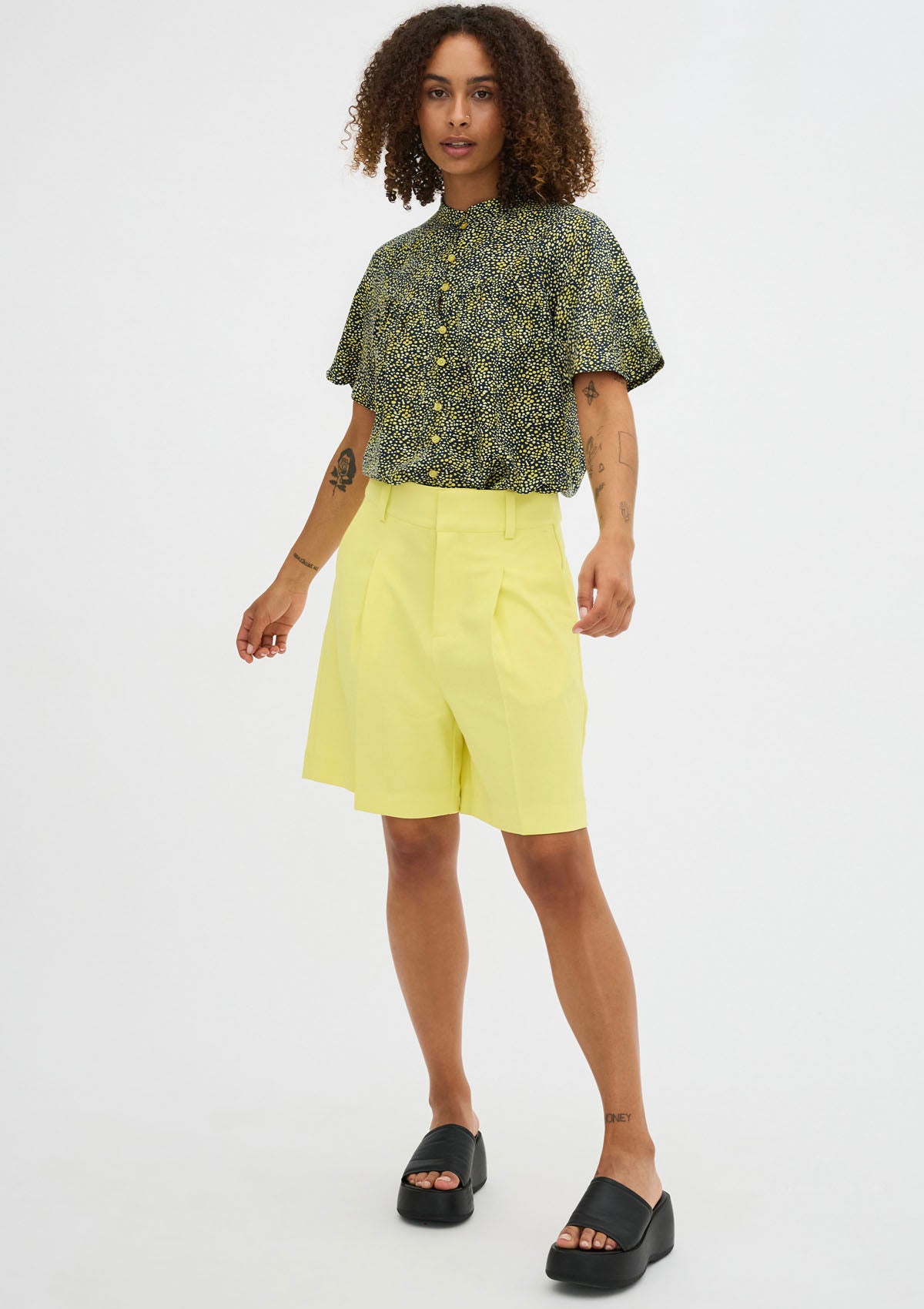 My Essential Wardrobe Sunny Shirt