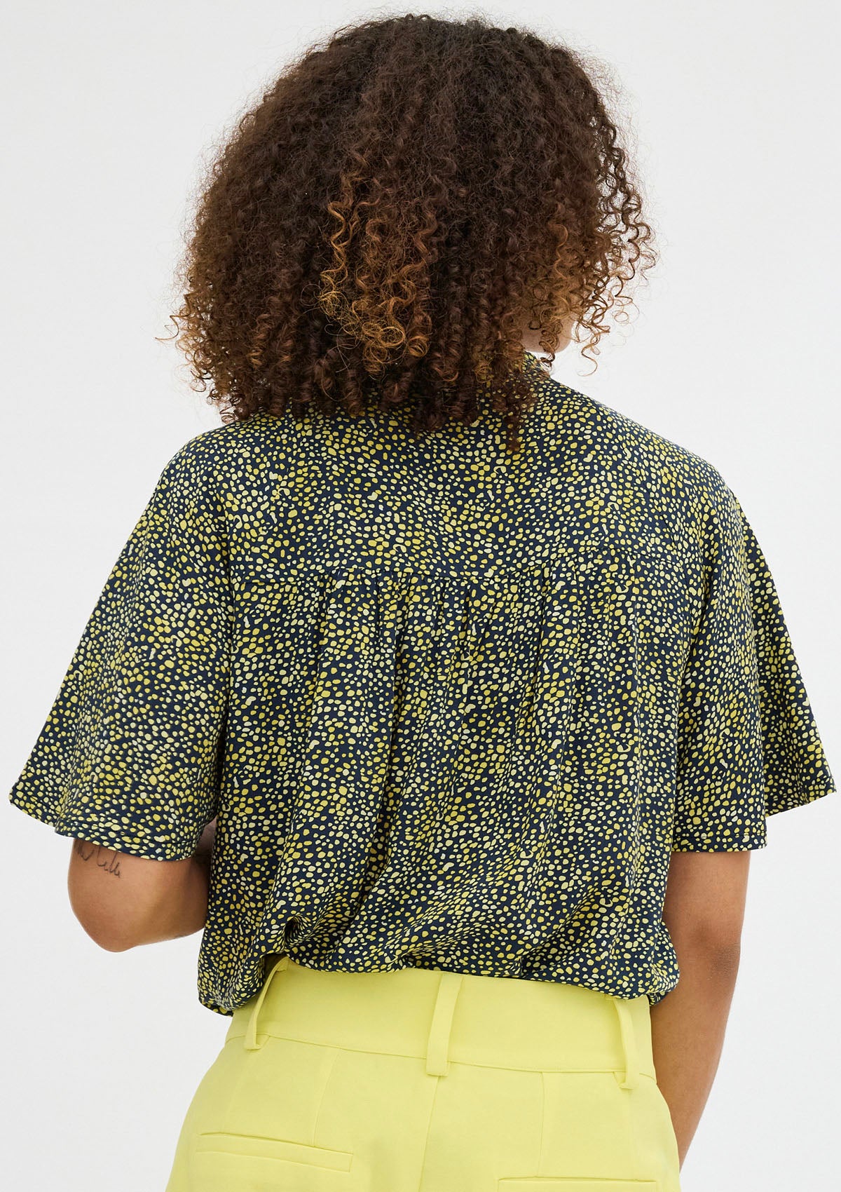 My Essential Wardrobe Sunny Shirt