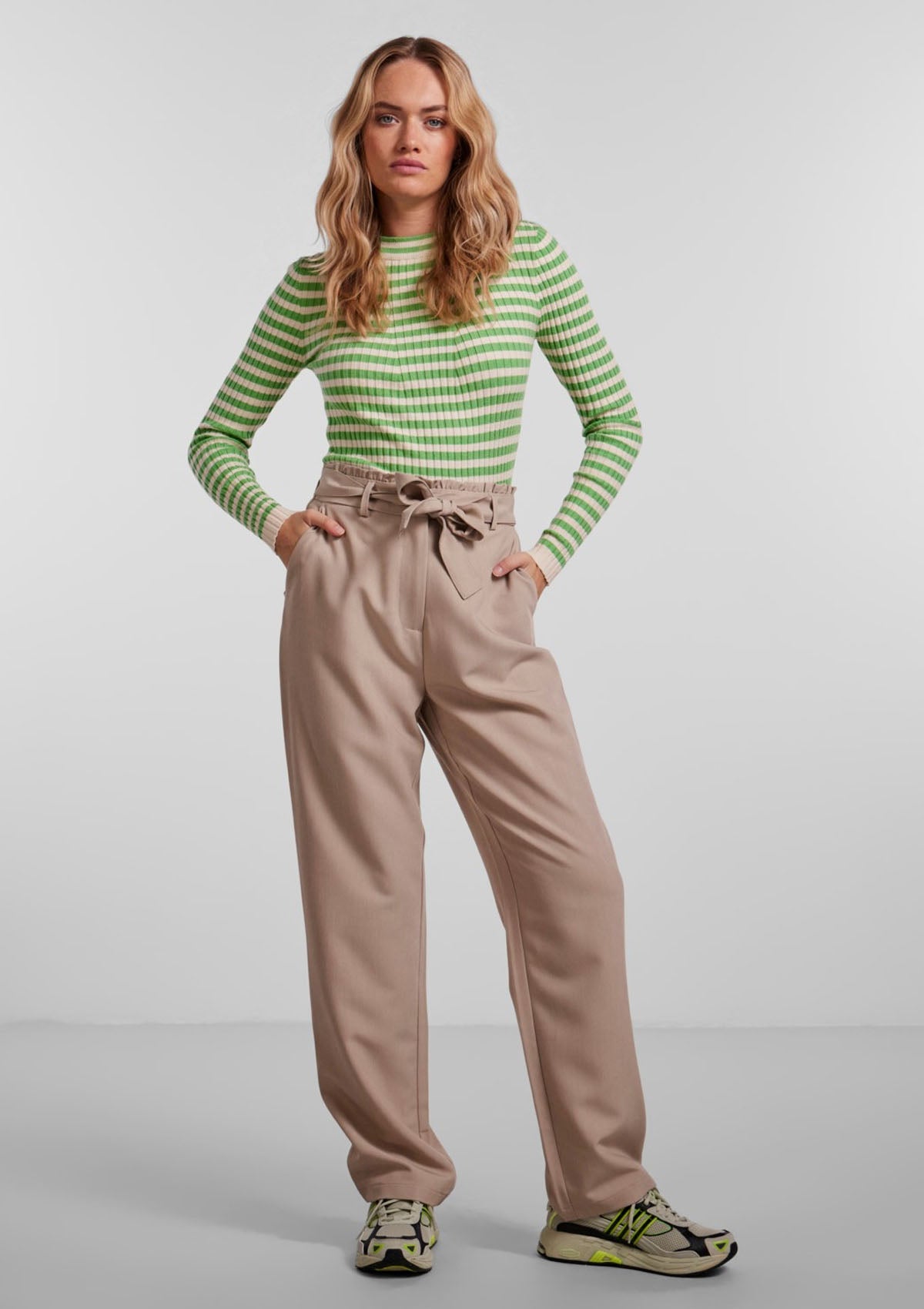 Pieces Straight Leg Trousers White Pepper