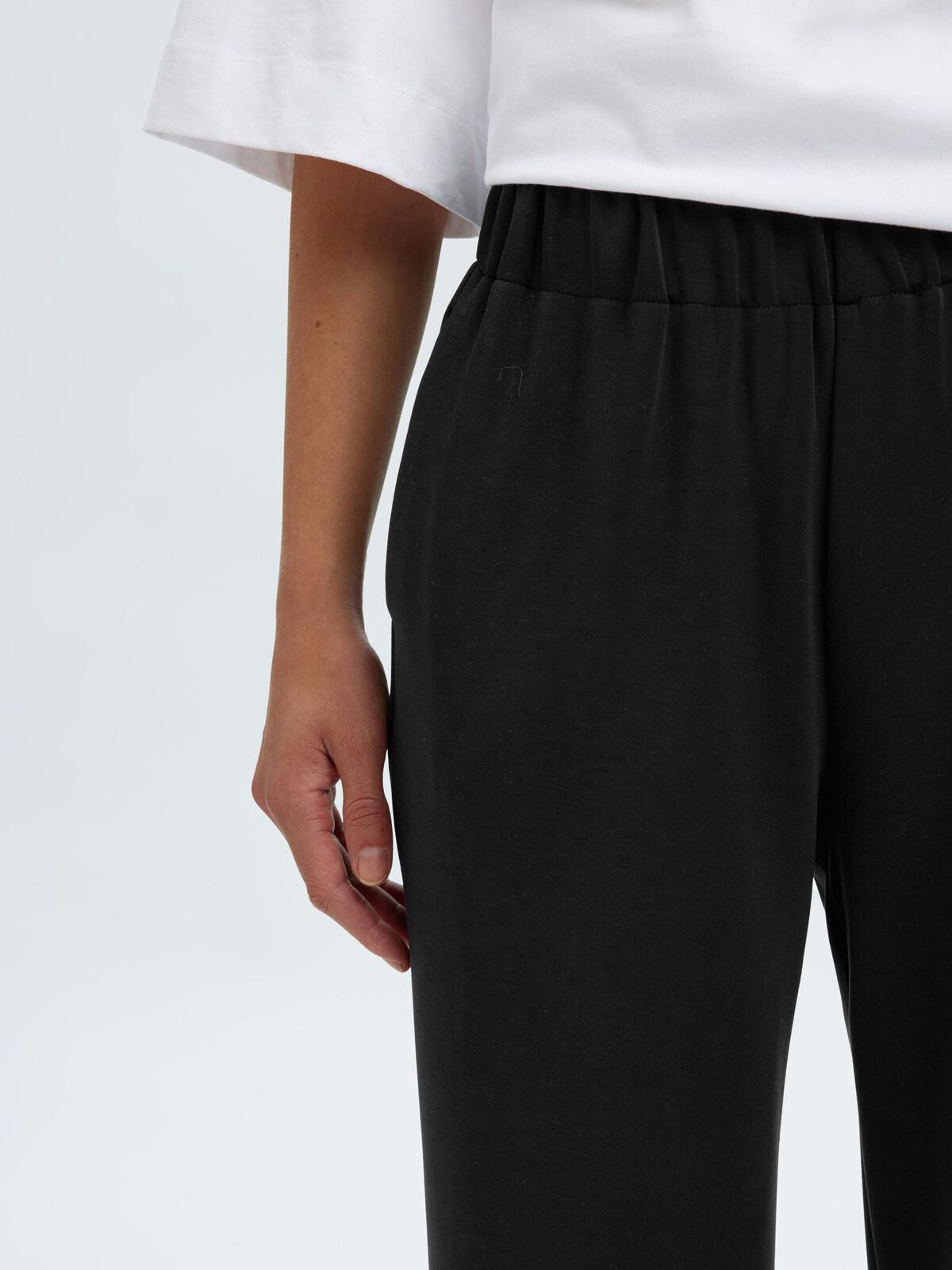 Selected Femme Relaxed Sweat Pants Black - Glebe Fashion