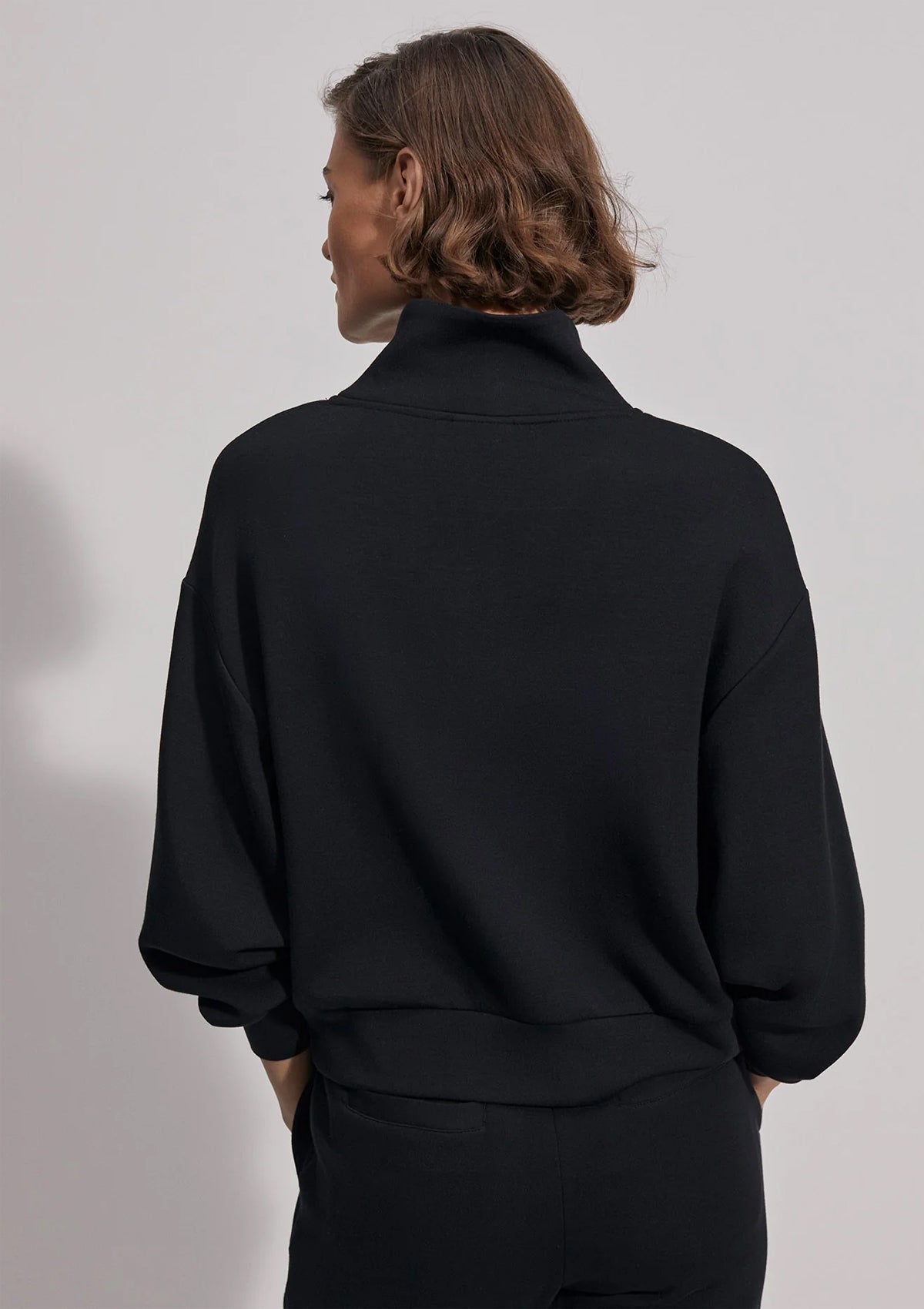 Varley Davidson Sweat Black - Glebe Fashion