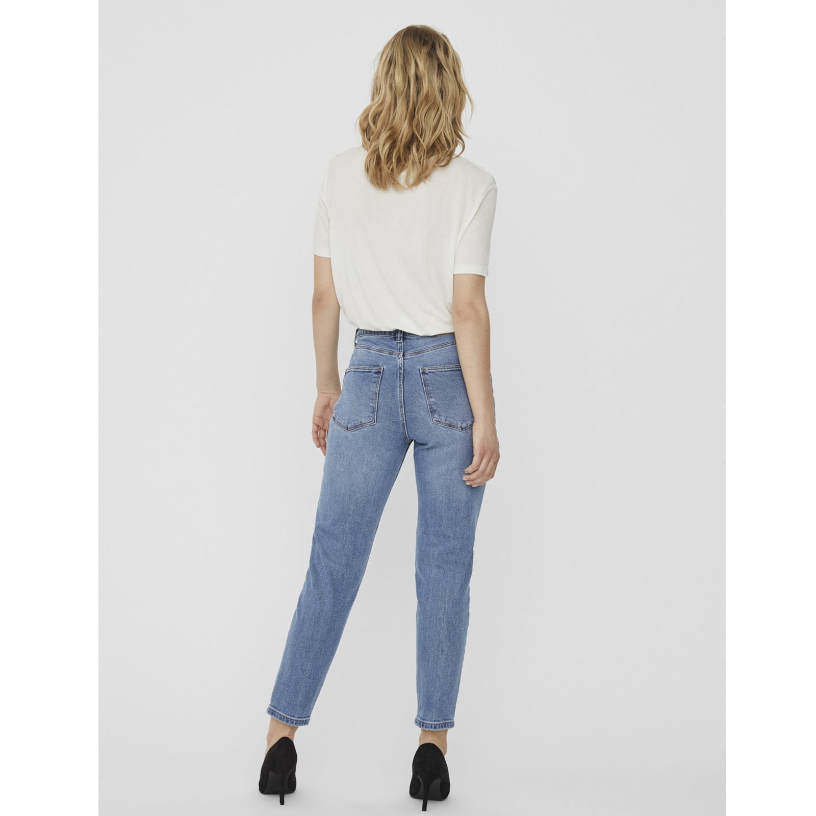 Vero Moda Light Blue High Rise Mom Jeans