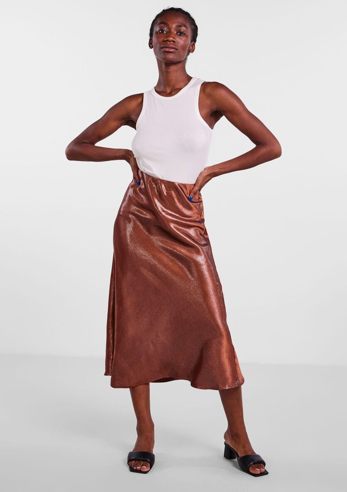 YAS Coco HW Midi Skirt
