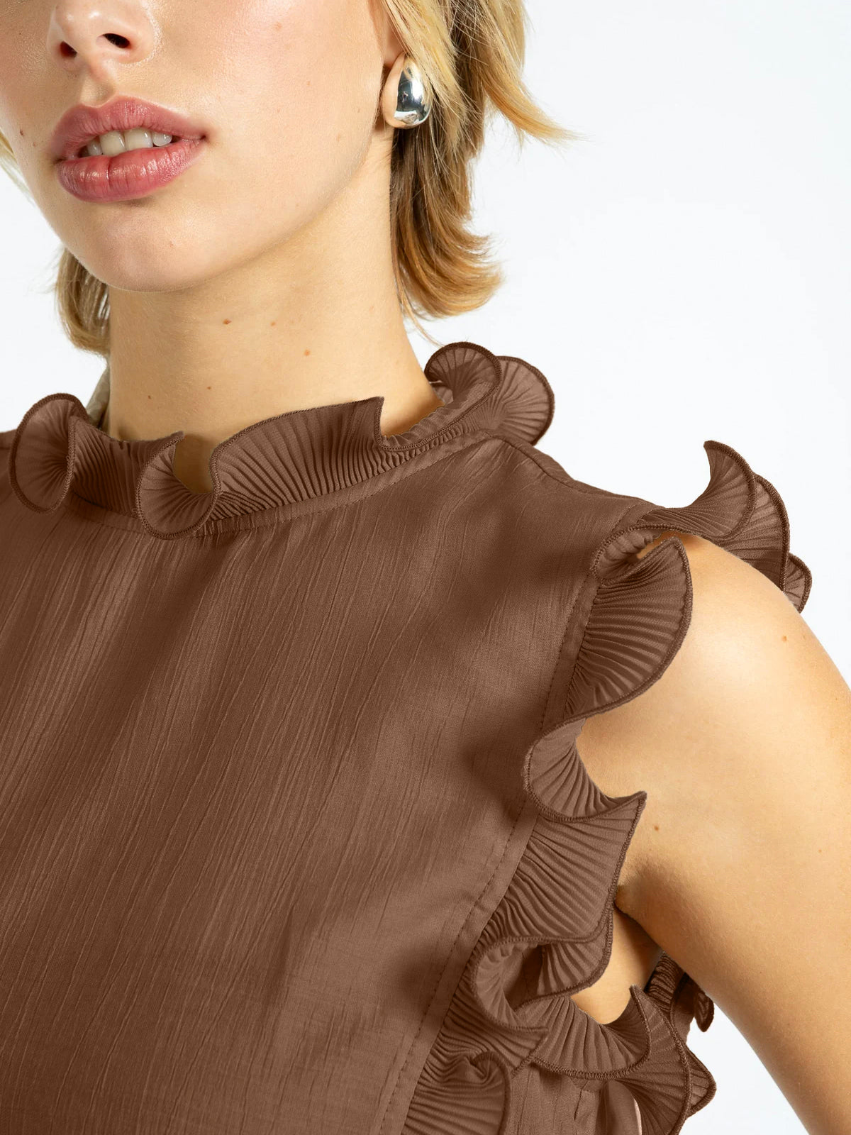 Coster Copenhagen Top With Ruffles Brown