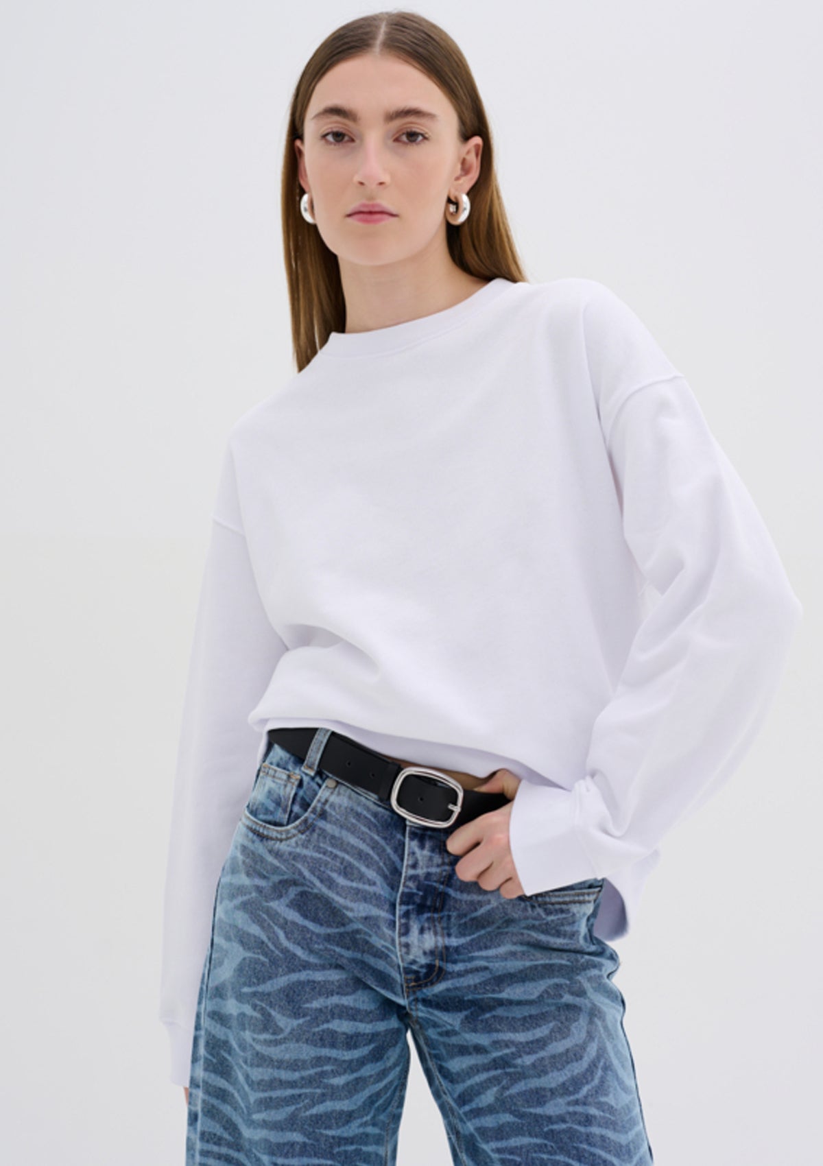 My Essential Wardrobe Diego Back Print Sweat White