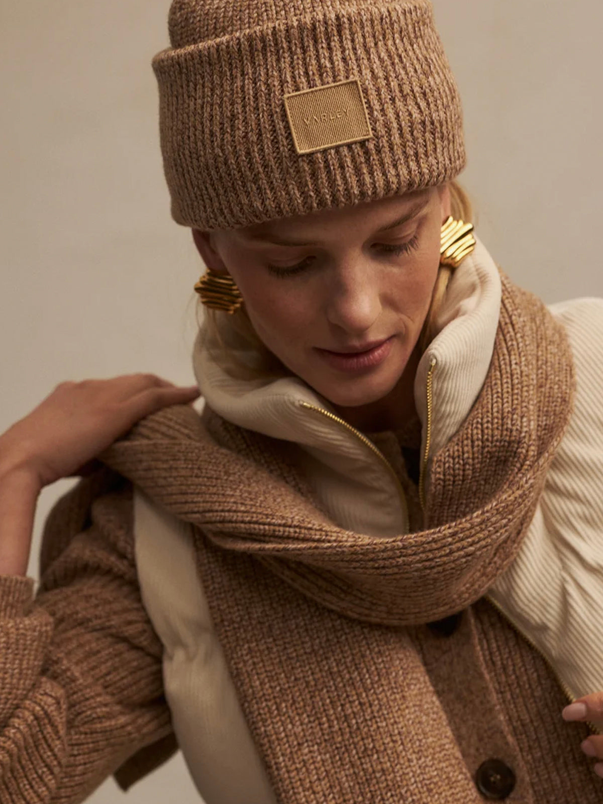 Varley Carly Knit Beanie 2.0 Golden Bronze Fleck