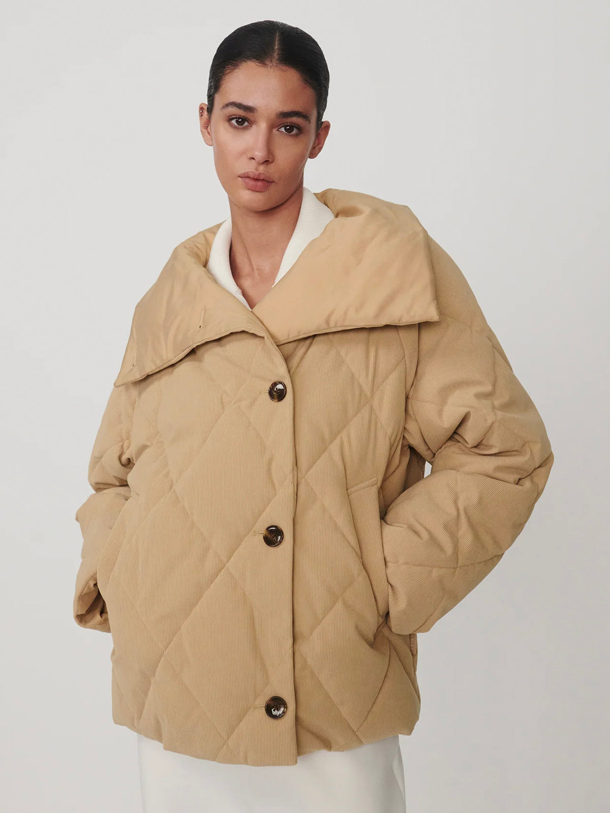 Varley Evren Short Quilted Coat Light Taupe