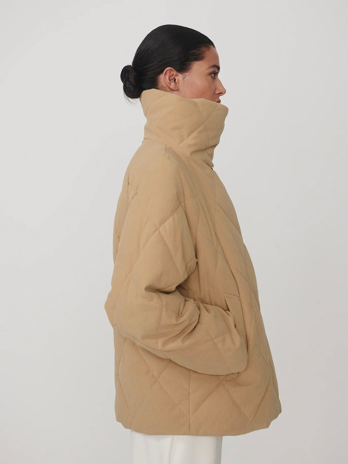 Varley Evren Short Quilted Coat Light Taupe