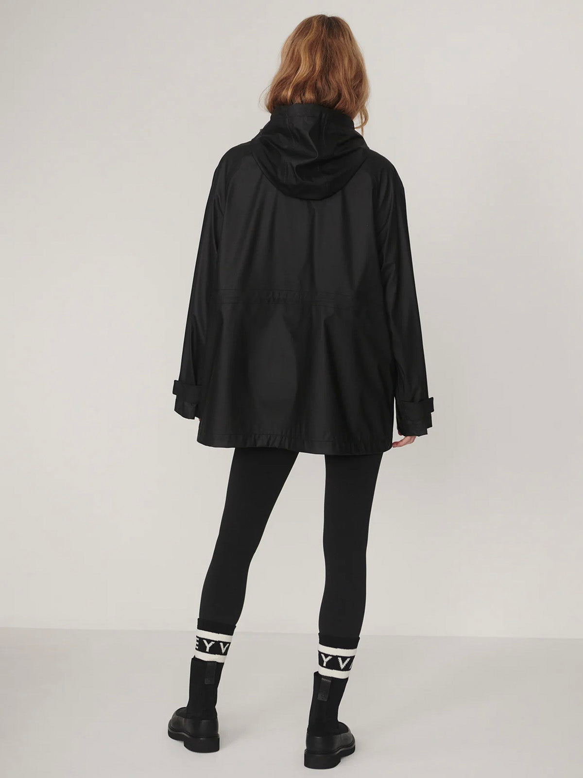 Varley Orlen Short Rain Jacket Black
