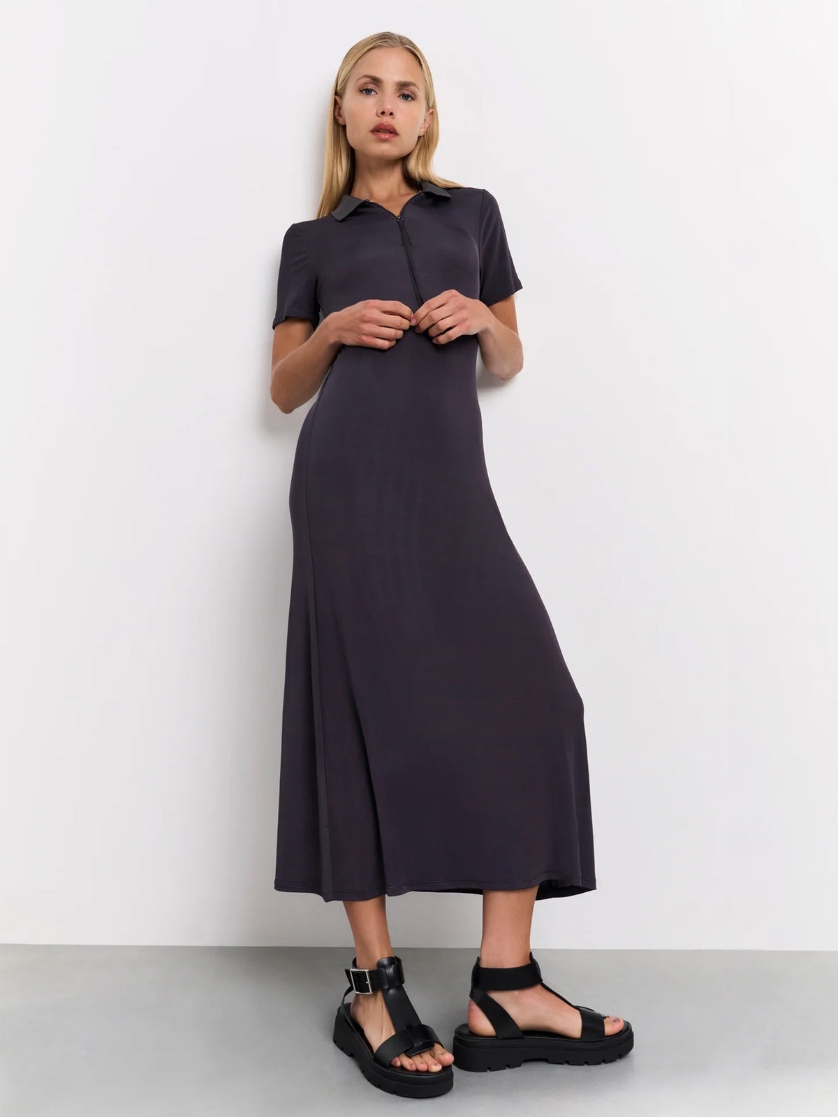 YAYA Jersey Midi Dress With Polo Collar Phantom