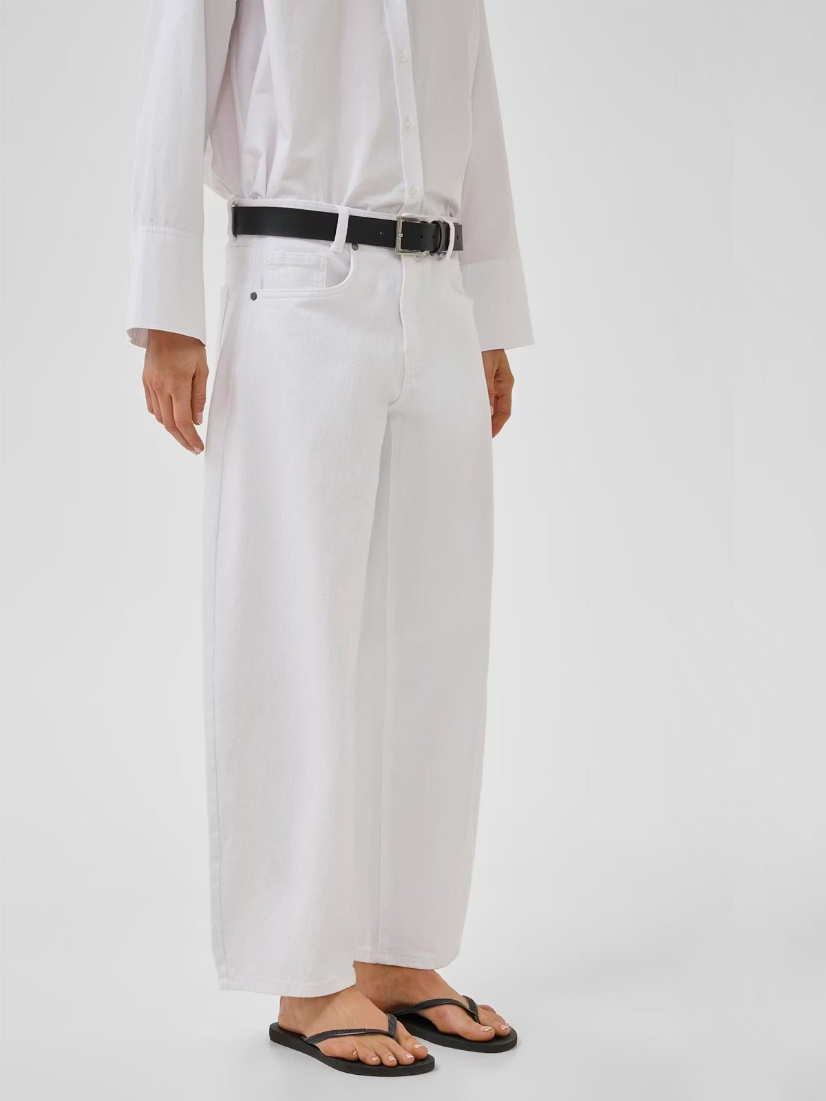 My Essential Wardrobe MWHottie Barrel Jeans Bright White Cotton - Glebe Fashion