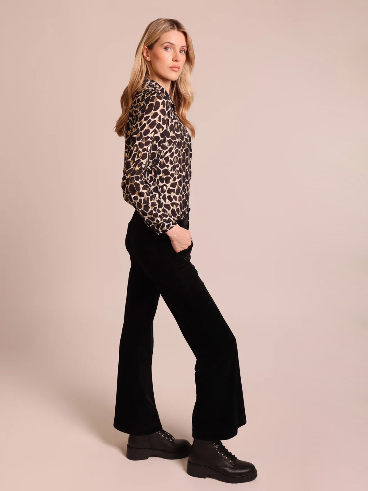 Traffic People Peek Shirt Black - Glebe Fashion